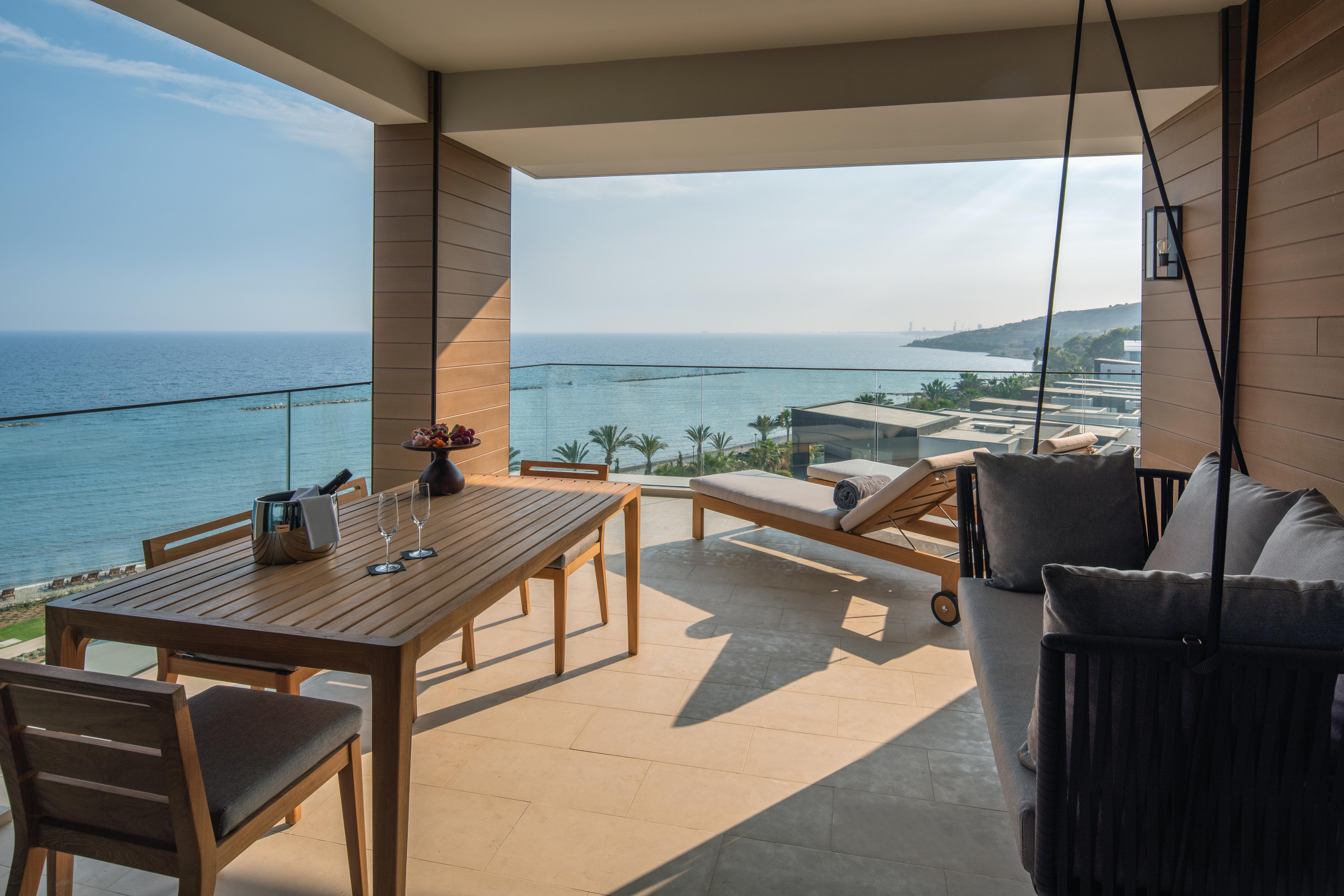 Amara - Sea Your Only View™ Lemesos Exteriér fotografie The Westin Resort & Spa, Porto Cervo