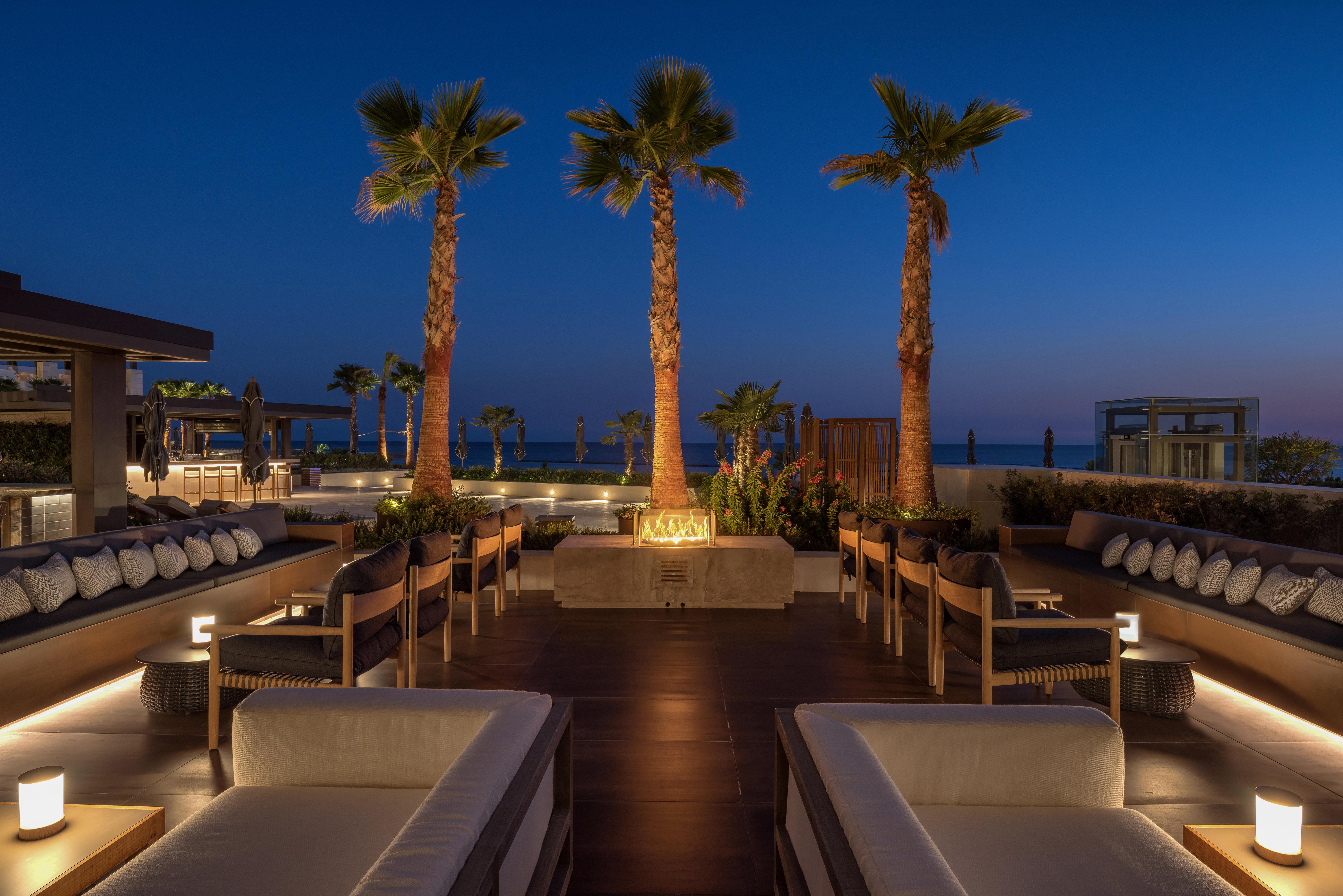 Amara - Sea Your Only View™ Lemesos Exteriér fotografie The Sky Bar